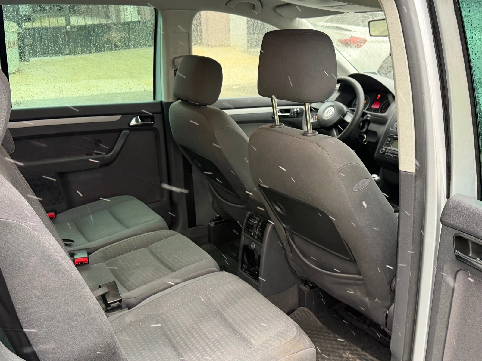 VW Touran  - изображение 7