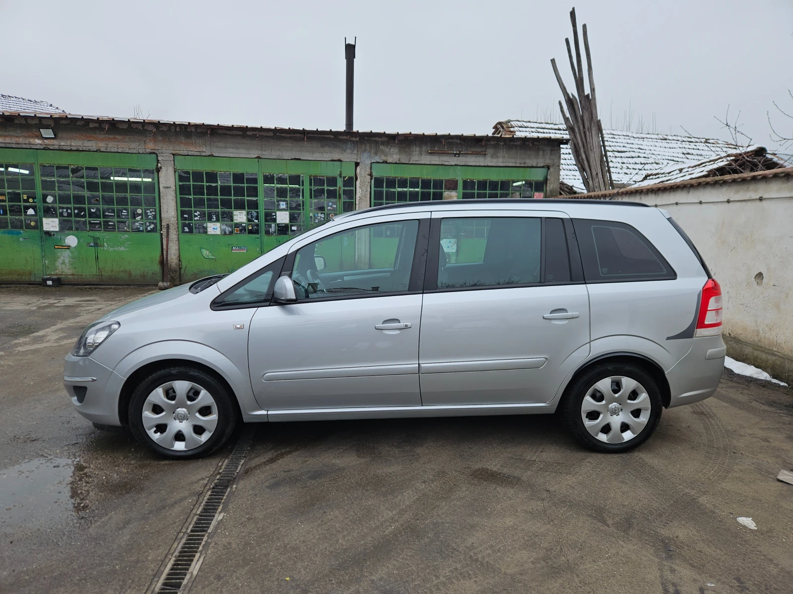 Opel Zafira 1.7CDTI 7 МЕСТА - изображение 2