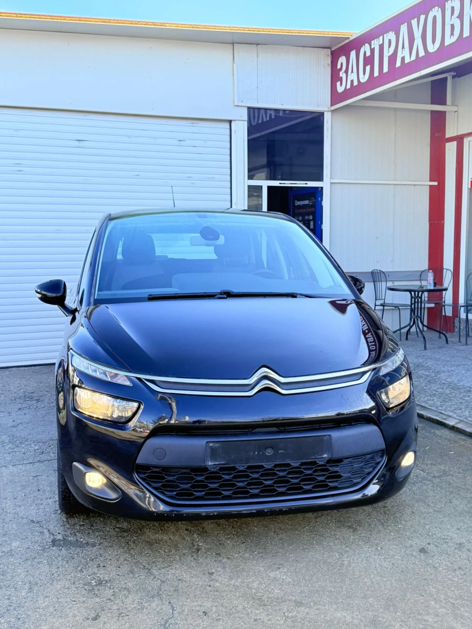 Citroen C4 Picasso, снимка 2 - Автомобили и джипове - 54038511