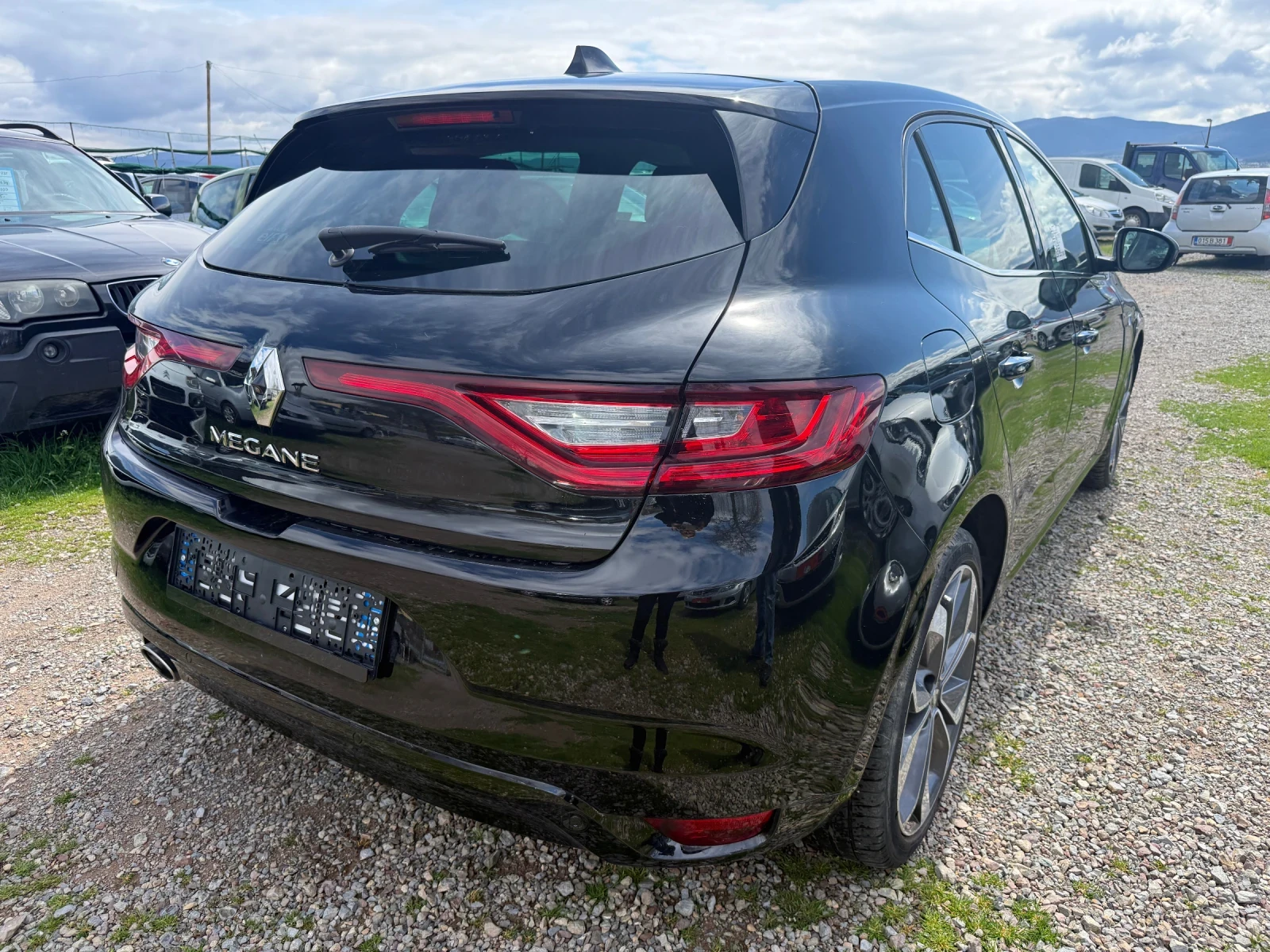 Renault Megane, снимка 3 - Автомобили и джипове - 54178087