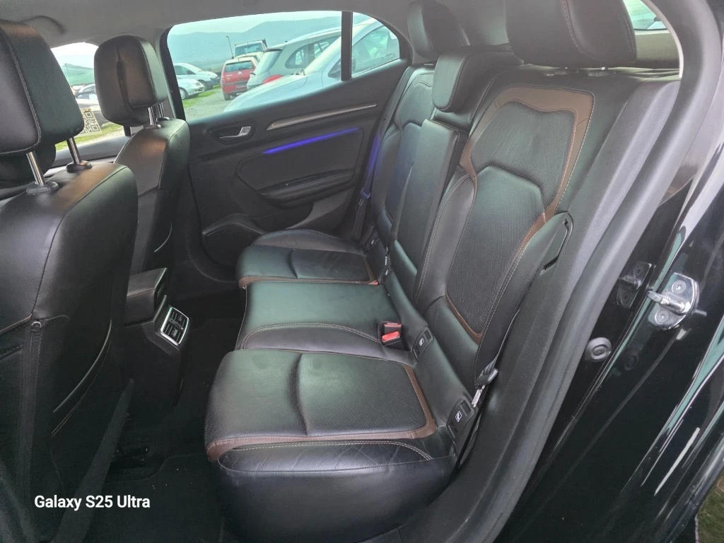 Renault Megane, снимка 13 - Автомобили и джипове - 54178087