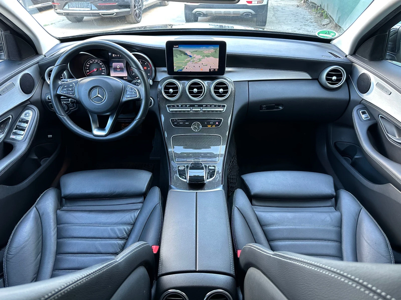 Mercedes-Benz C 250 AMG 4-MATIC 7G-TRONIC PLUS, снимка 4 - Автомобили и джипове - 54214467