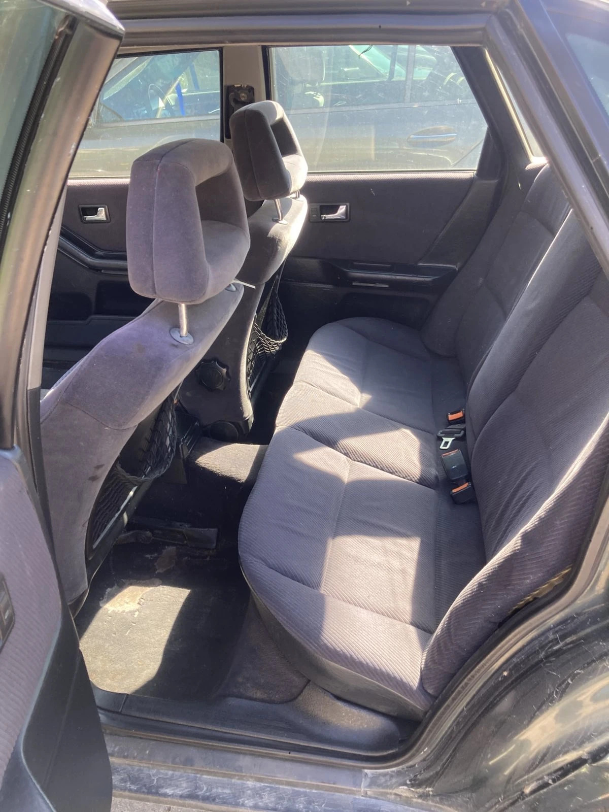 Audi 80 B4 1.6 Газ Бензин, снимка 7 - Автомобили и джипове - 54590469