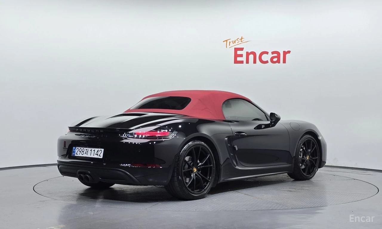Porsche Boxster 718* 2.0* CABRIO* BOSE* КАМЕРА* ОБДУХВАНЕ* LIFT, снимка 4 - Автомобили и джипове - 54955682