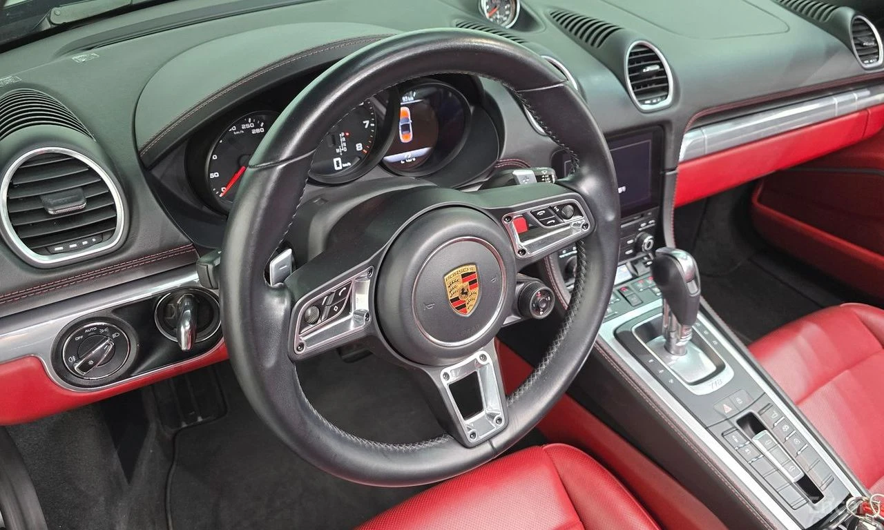 Porsche Boxster 718* 2.0* CABRIO* BOSE* КАМЕРА* ОБДУХВАНЕ* LIFT, снимка 11 - Автомобили и джипове - 54955682
