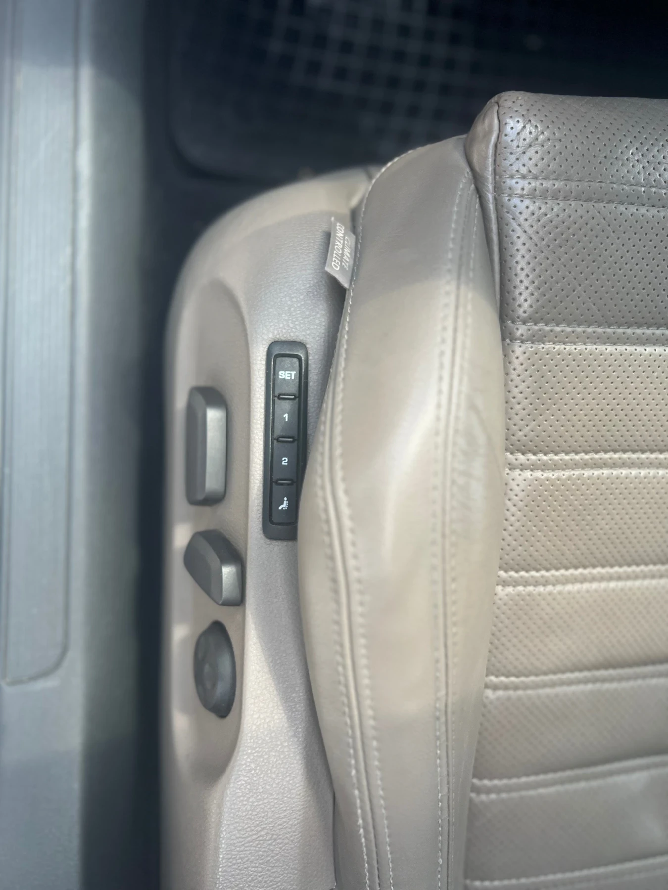 VW Passat 2.0TDI R-LINE 170kc NAVI FUL, снимка 15 - Автомобили и джипове - 55119653