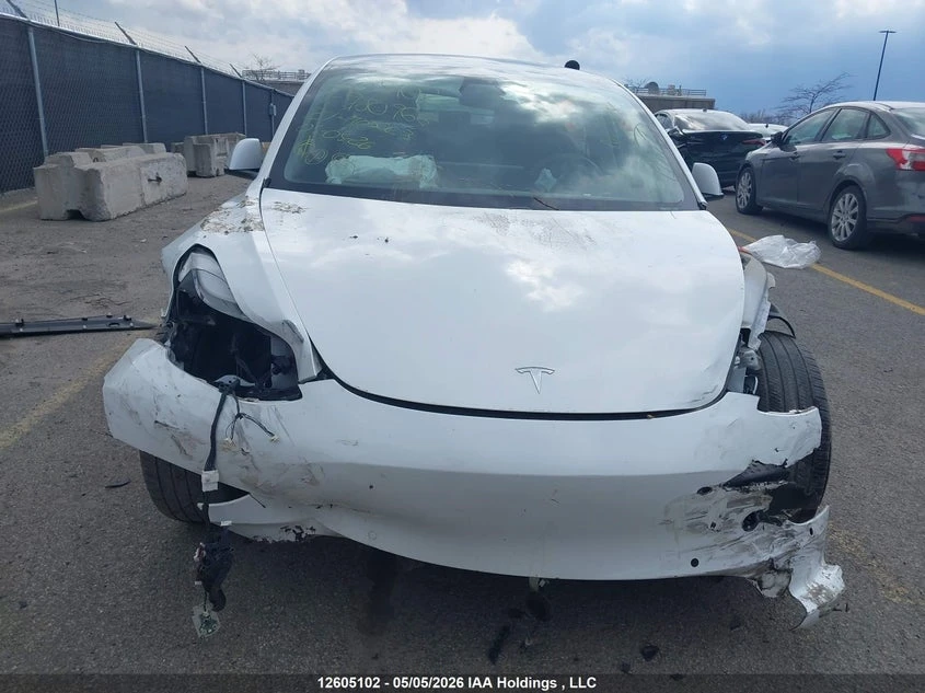Tesla Model 3 Термопомпа, LFP, USA, снимка 11 - Автомобили и джипове - 55435203