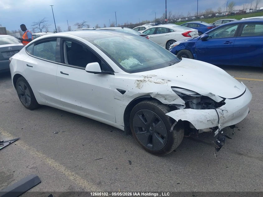 Tesla Model 3 Термопомпа, LFP, USA, снимка 4 - Автомобили и джипове - 55435203