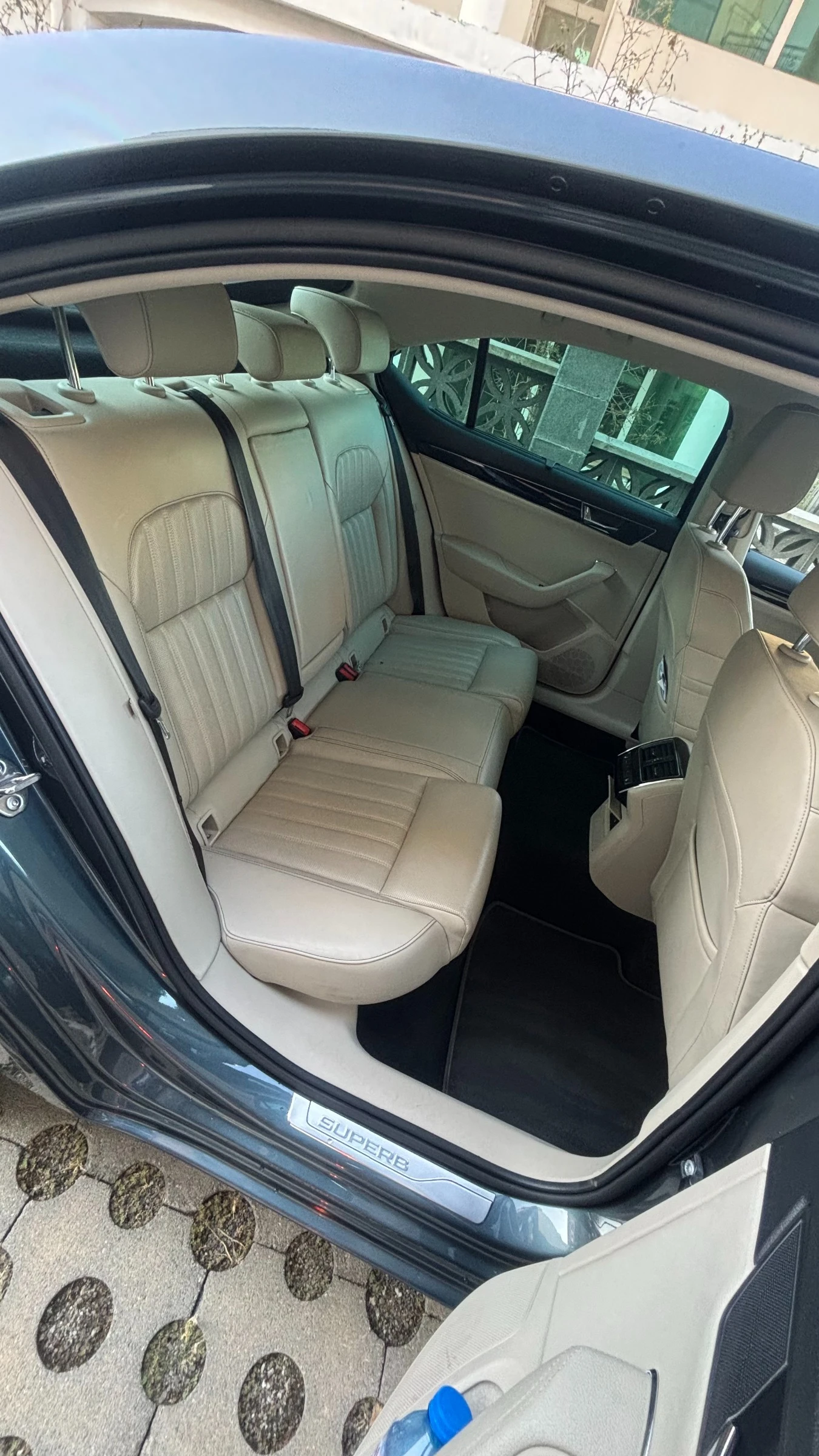 Skoda Superb 2.0 TDI, снимка 8 - Автомобили и джипове - 55479820
