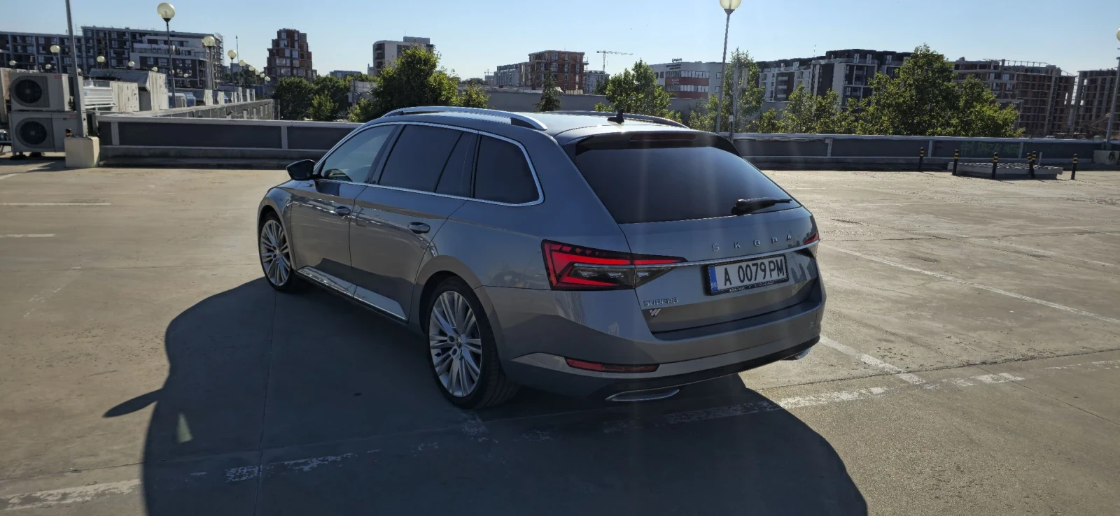 Skoda Superb Laurin & Klement, снимка 5 - Автомобили и джипове - 55629185