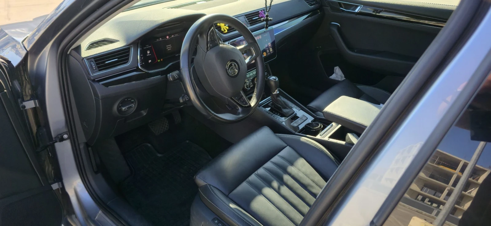 Skoda Superb Laurin & Klement, снимка 8 - Автомобили и джипове - 55629185