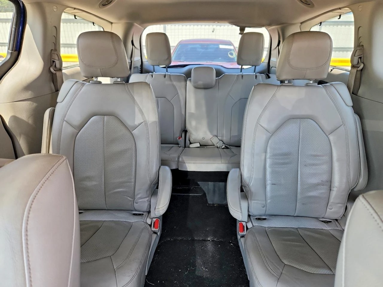 Chrysler Pacifica 3.6l Touring L Plus, снимка 10 - Автомобили и джипове - 55728812