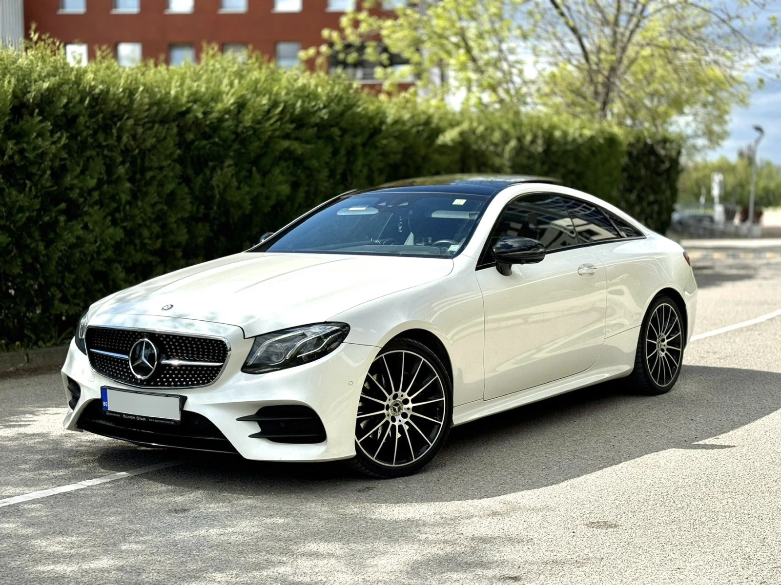 Mercedes-Benz E 220 E- class Coupe AMG pack