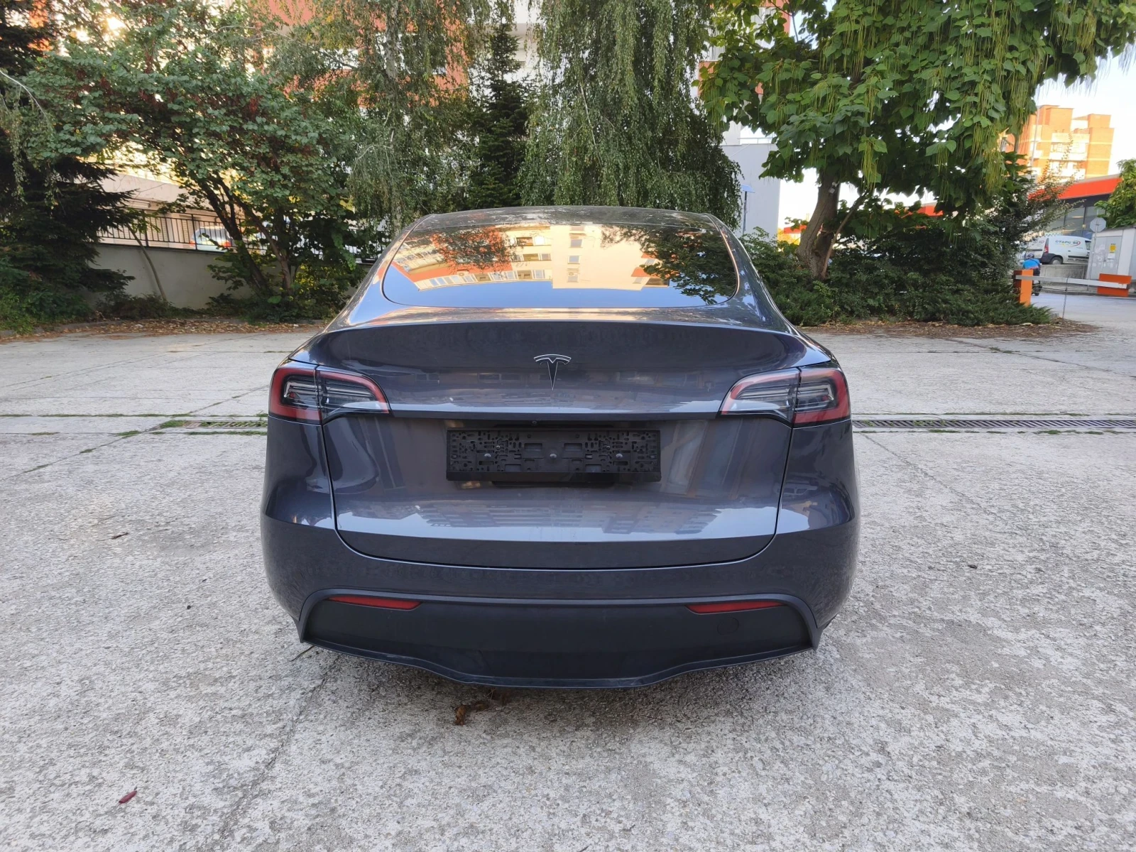 Tesla Model Y LPF, снимка 2 - Автомобили и джипове - 55900079