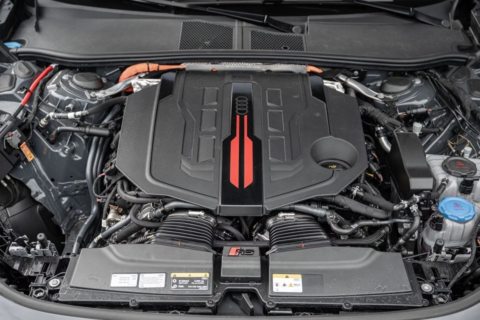 Audi Rs5 / TECH PRO/ MMI DISPLAY / HUD/ MATRIX/ B&O/ 360/, снимка 12 - Автомобили и джипове - 56161728
