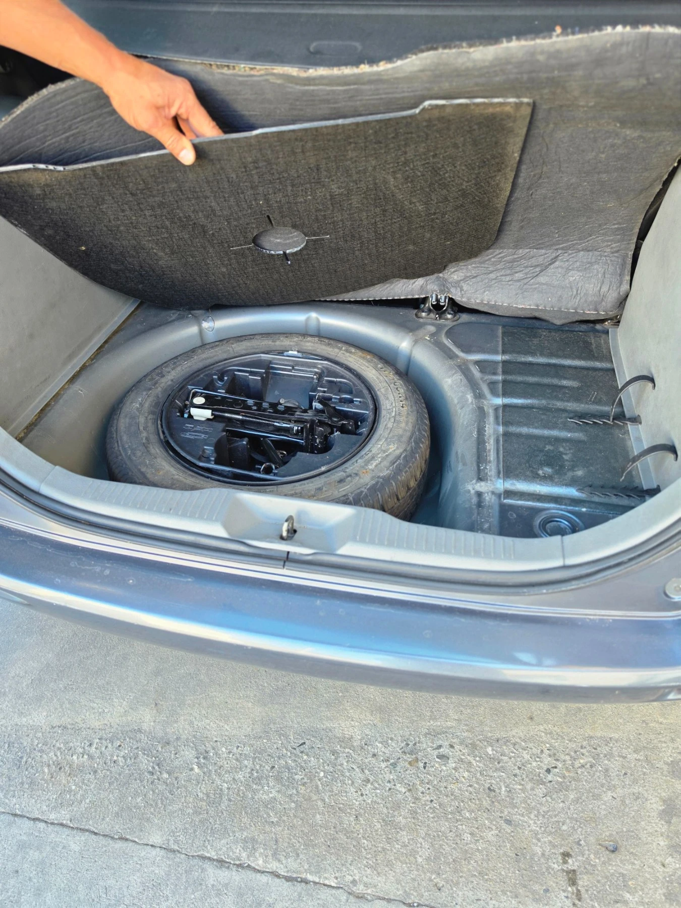 Mazda 2, снимка 8 - Автомобили и джипове - 56345976