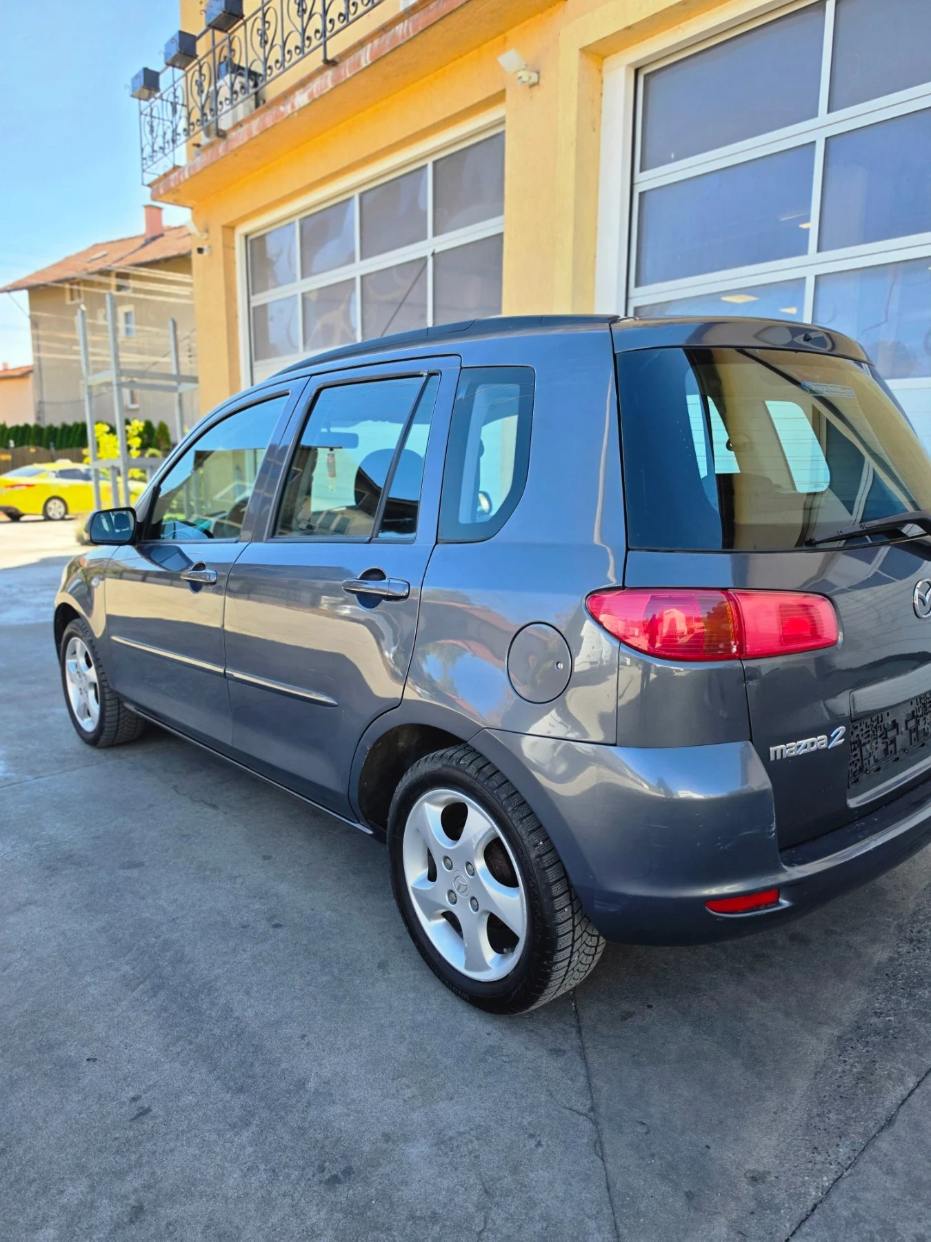 Mazda 2, снимка 5 - Автомобили и джипове - 56345976