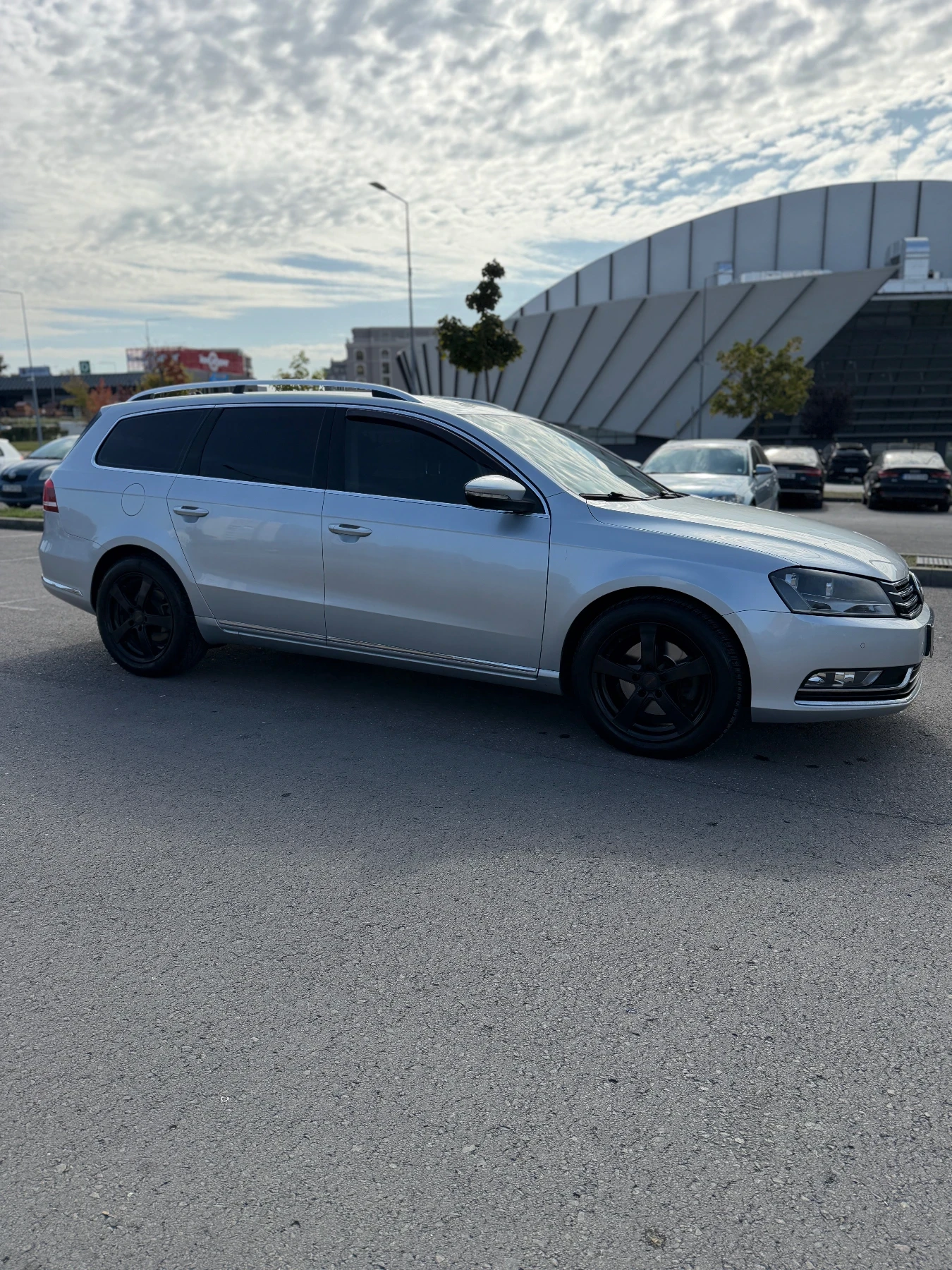 VW Passat 2.0 140 2014�. ���� ���� ���� | Mobile.bg � ����������� 3