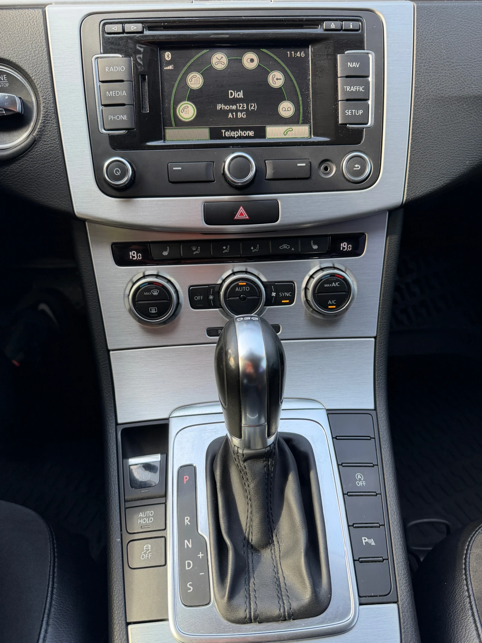 VW Passat 2.0 140 2014�. ���� ���� ���� | Mobile.bg � ����������� 11