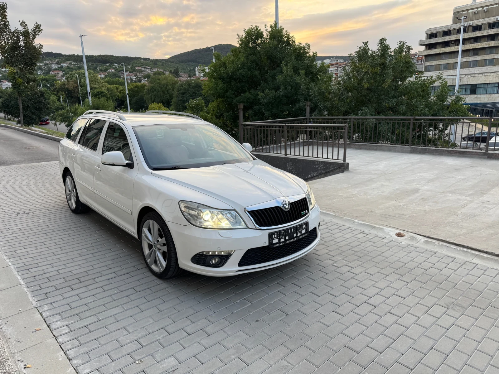 Skoda Octavia 2.0 TDI 170 VRS | Mobile.bg � ����������� 8