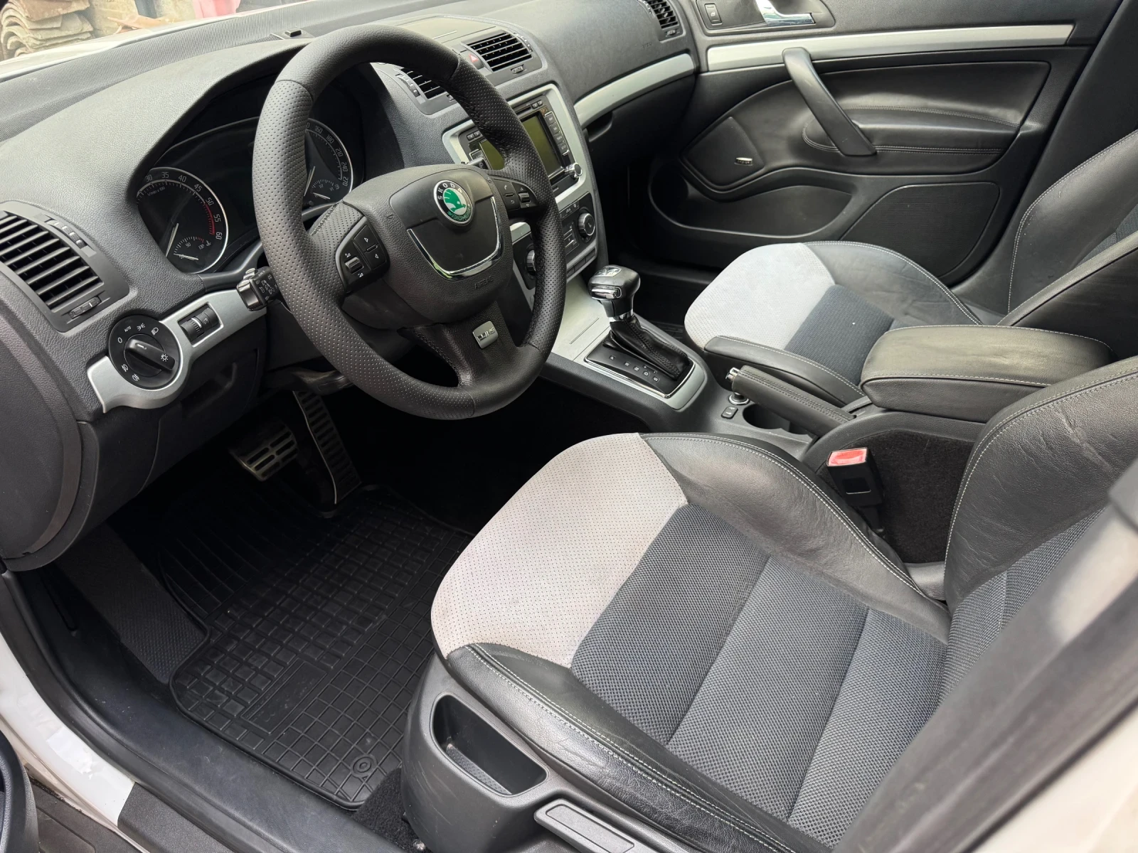 Skoda Octavia 2.0 TDI 170 VRS | Mobile.bg � ����������� 12