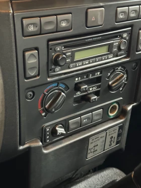 Обява за продажба на Land Rover Defender ~48 000 лв. - изображение 4 | Auto.bg Обява за продажба на Land Rover Defender ~48 000 лв. - изображение 4