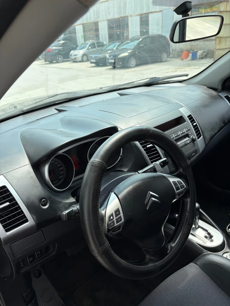Citroen C-Crosser 2.4 Автоматик 4х4  170кс, снимка 8 - Автомобили и джипове - 51926766
