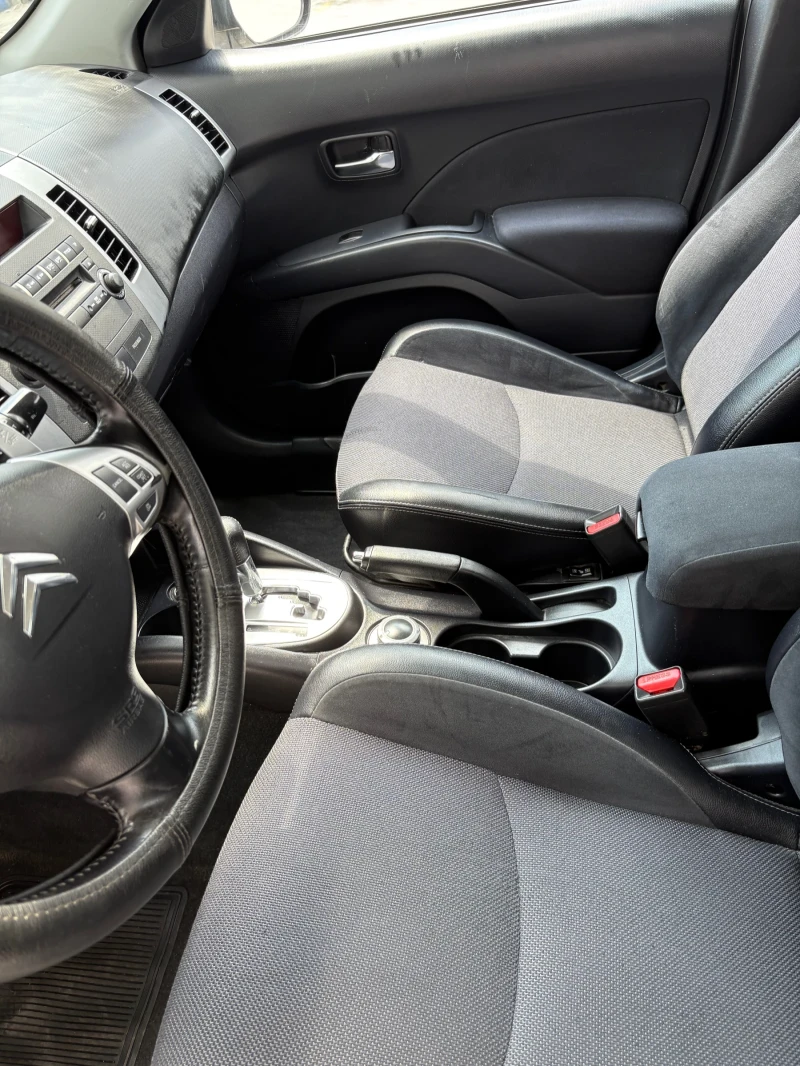 Citroen C-Crosser 2.4 Автоматик 4х4  170кс, снимка 11 - Автомобили и джипове - 51926766