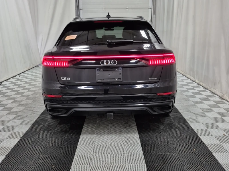 Audi Q8 * TECHNIK* CARFAX * БЕЗ ПЪРВОНАЧАЛНА ВНОСКА, снимка 4 - Автомобили и джипове - 52674059