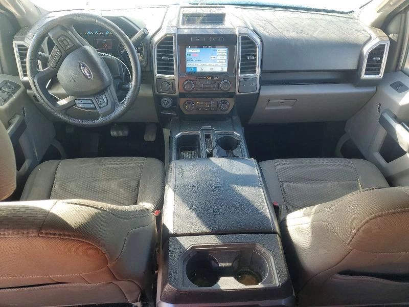 Ford F150 2.7L 6 4x4 w/Rear Wheel Drv, снимка 12 - Автомобили и джипове - 53646476