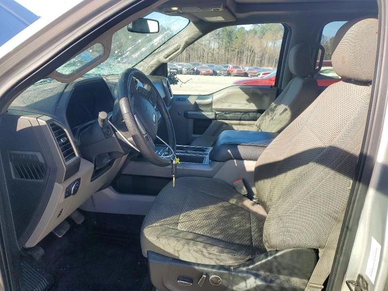 Ford F150 2.7L 6 4x4 w/Rear Wheel Drv, снимка 11 - Автомобили и джипове - 53646476