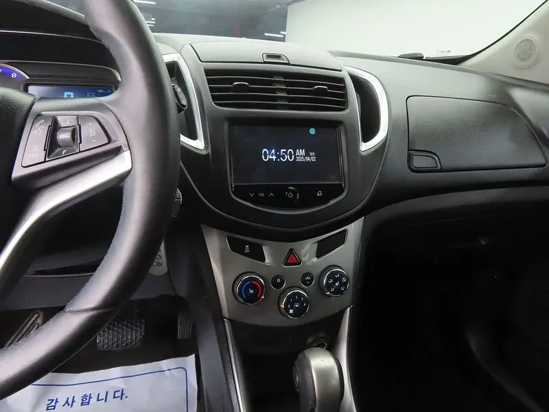 Chevrolet Trax 1.4, снимка 9 - Автомобили и джипове - 54327808