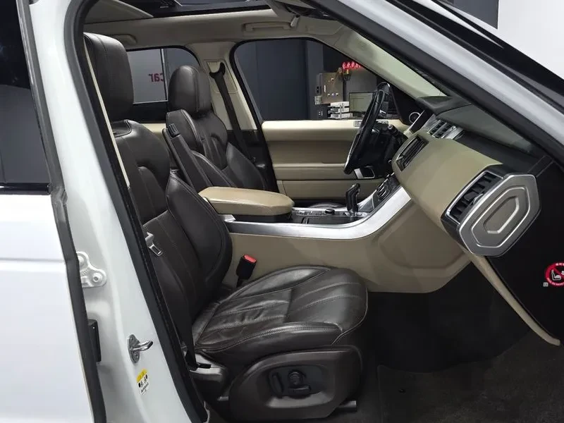 Land Rover Range Rover Sport 3.0D, снимка 11 - Автомобили и джипове - 54500587