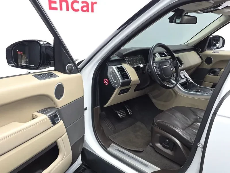 Land Rover Range Rover Sport 3.0D, снимка 10 - Автомобили и джипове - 54500587