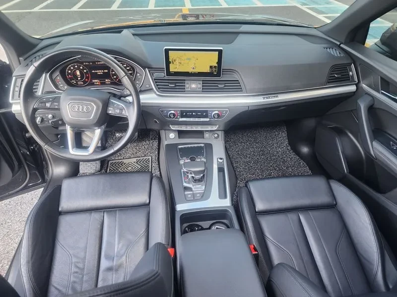 Audi Q5 (Fy) 45 Tfsi Quattro Premium, снимка 7 - Автомобили и джипове - 55133326