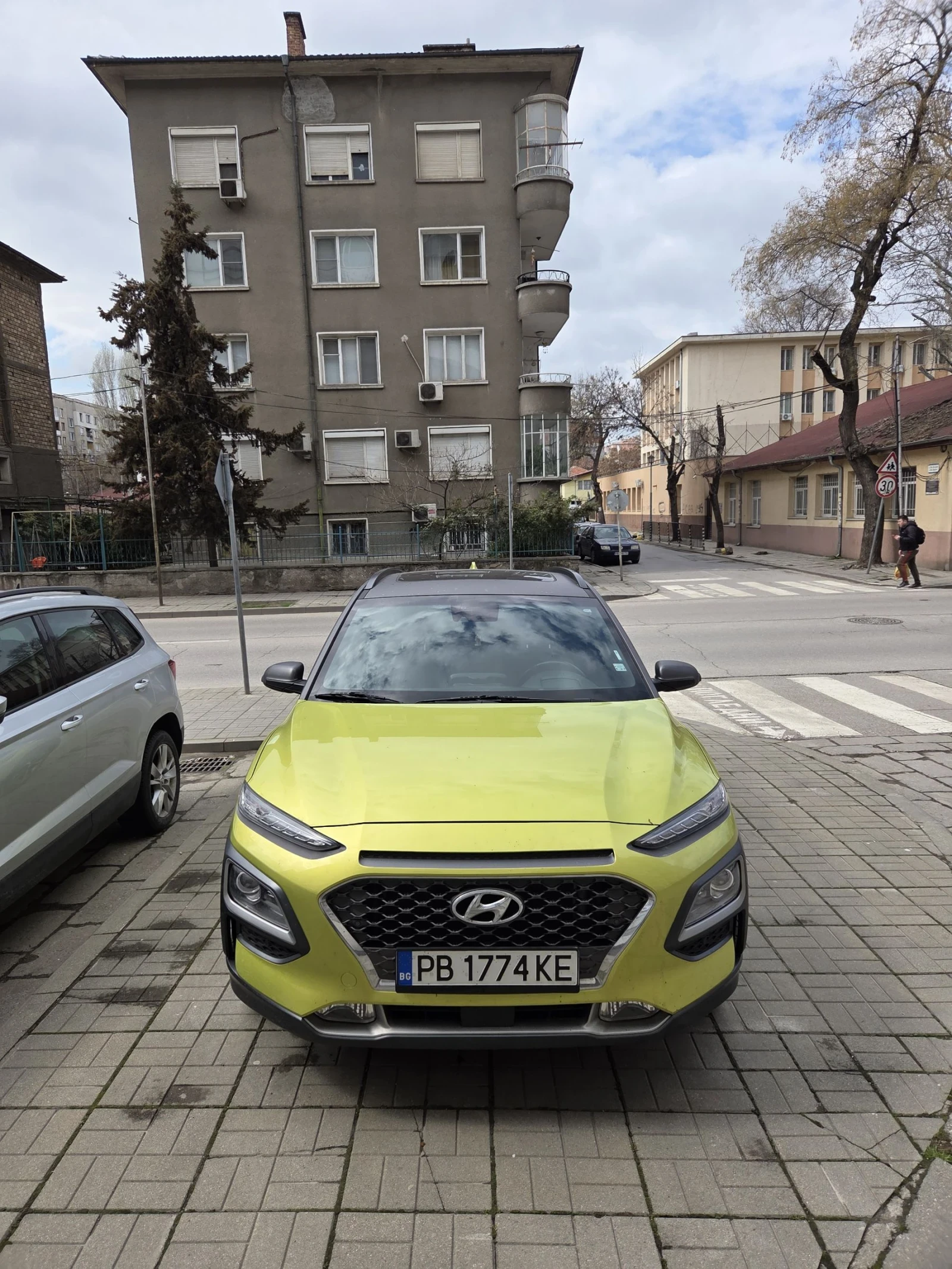 Hyundai Kona, снимка 1