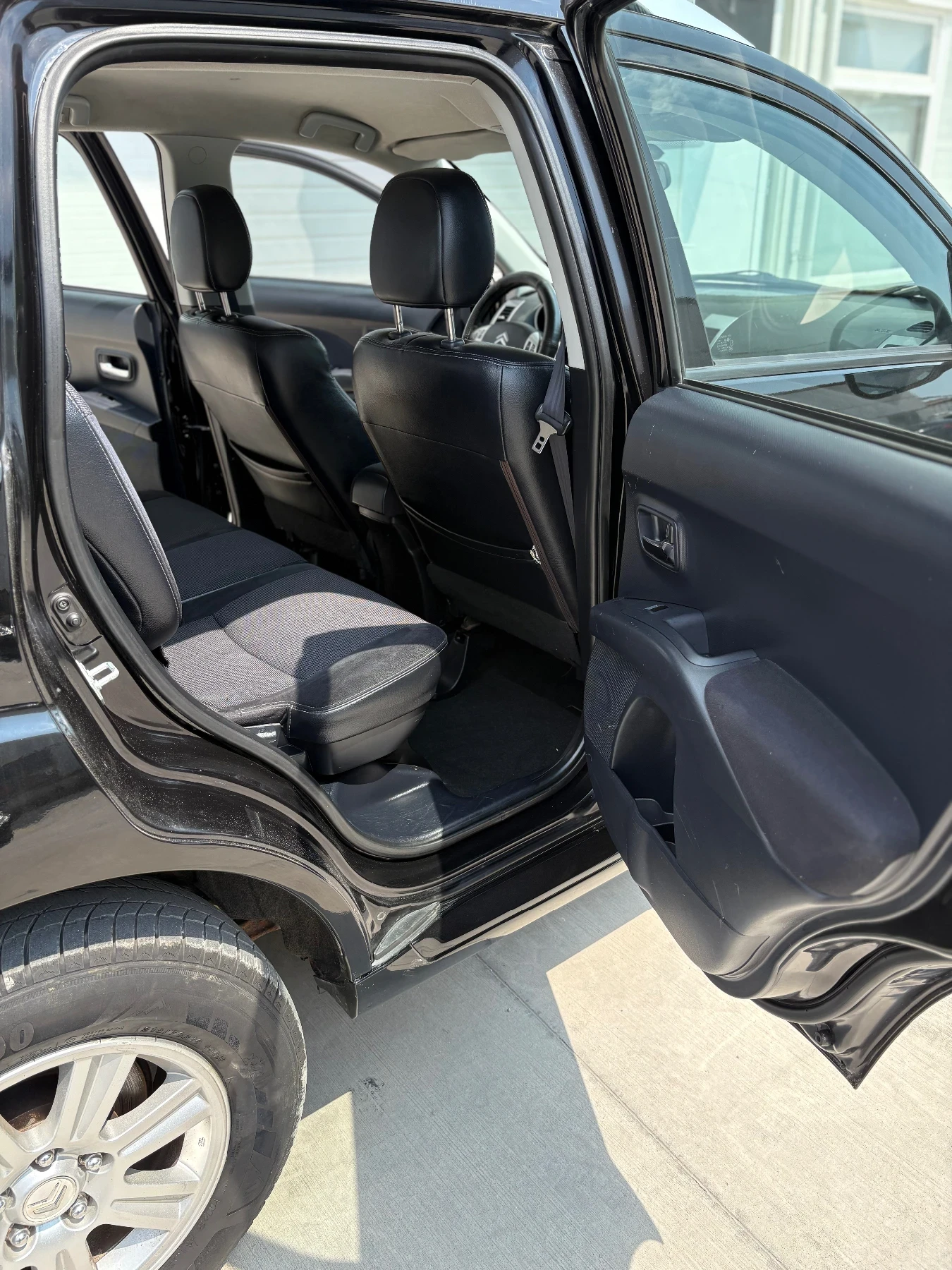 Citroen C-Crosser 2.4 ��������� 4�4  170�� | Mobile.bg � ����������� 12