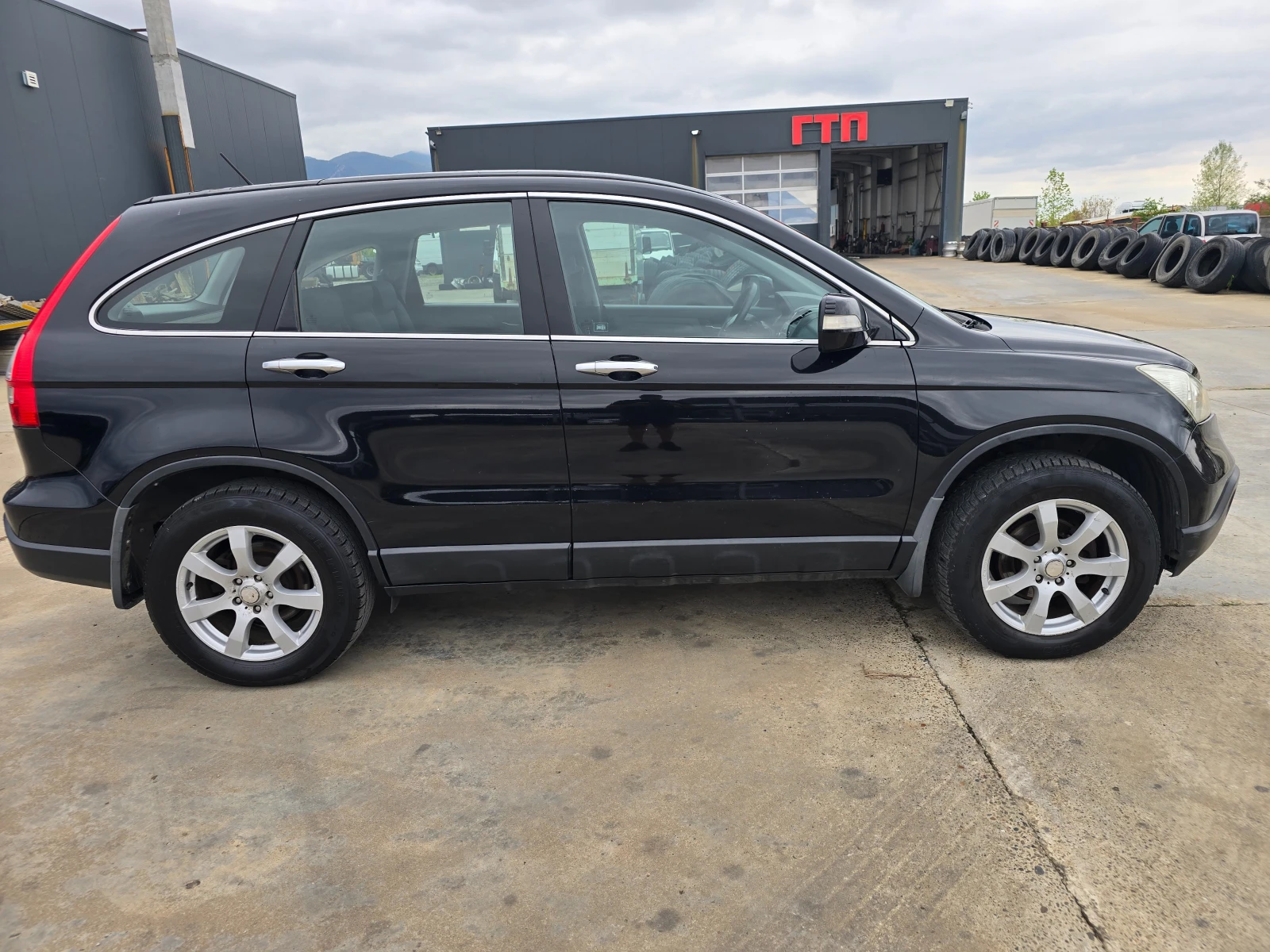 Honda Cr-v 2.2D 4x4 - изображение 7