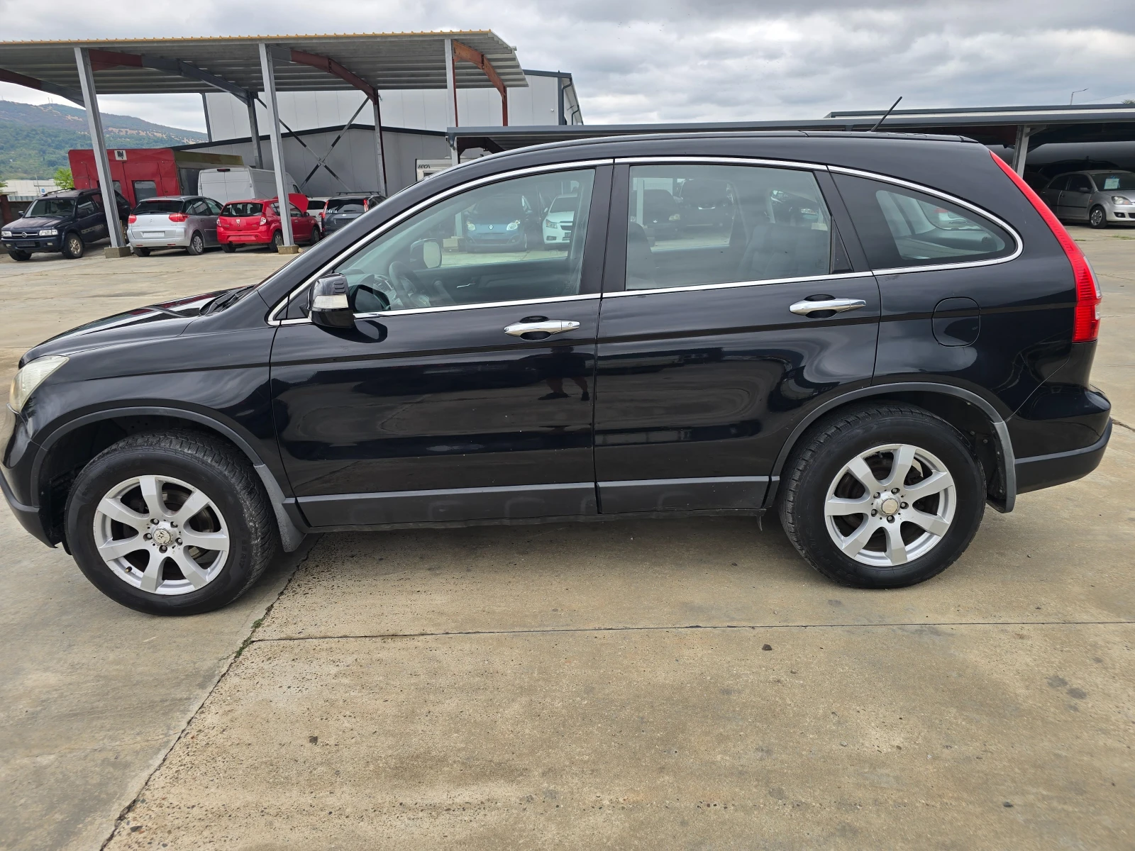 Honda Cr-v 2.2D 4x4 - изображение 6
