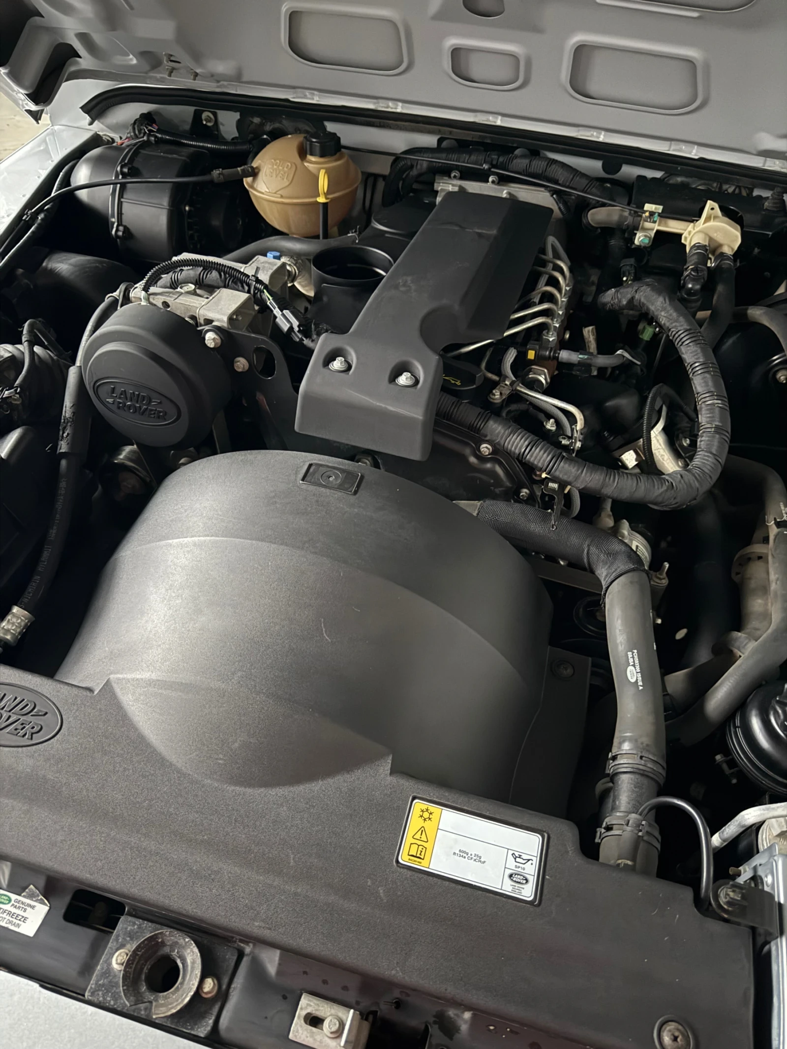 Land Rover Defender  - изображение 6