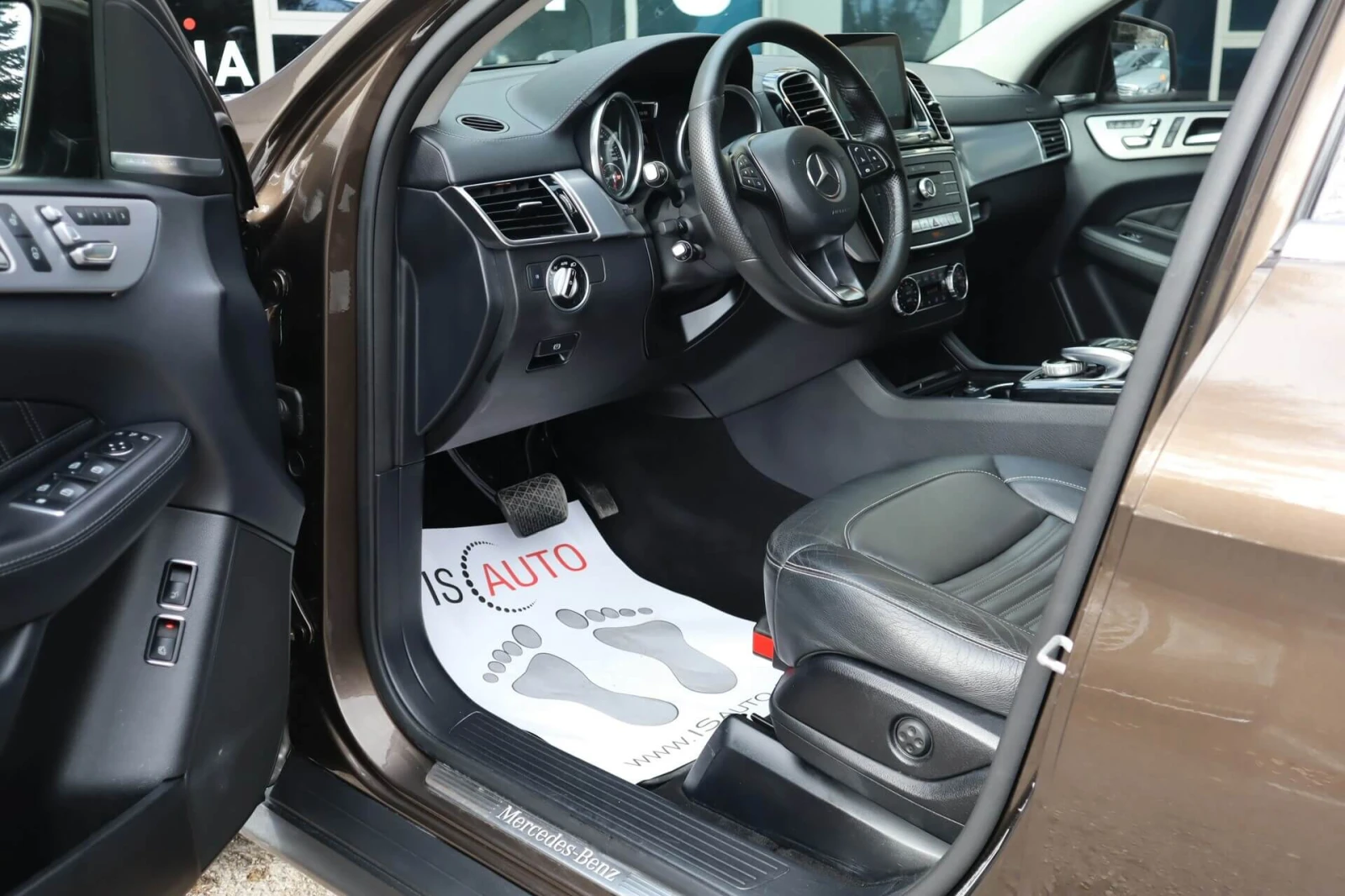 Mercedes-Benz GLE 500 4Matic/Harman Kardon/Distronik/Blind Spot/Камера 3 - изображение 10