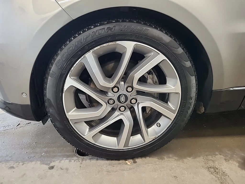 Land Rover Range Rover Sport * HSE * Bi-Color * CARFAX *  - изображение 6