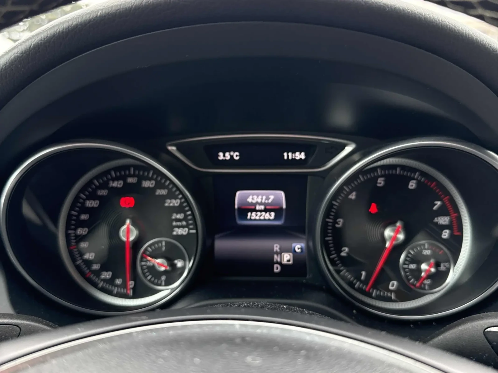 Mercedes-Benz GLA 250 4MATIC AMG PANO* KEYLESS * ПОДГРЕВИ* CARFAX - изображение 10