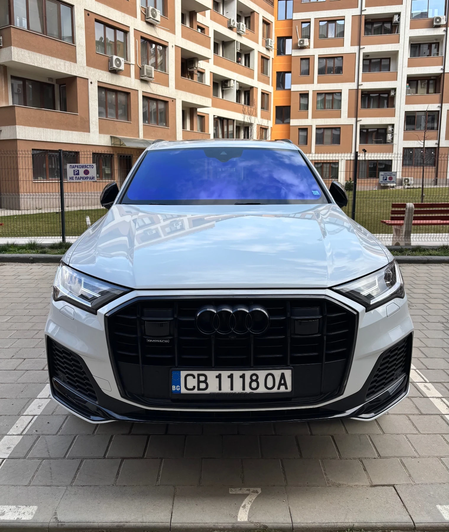 Audi Q7 S-Alain