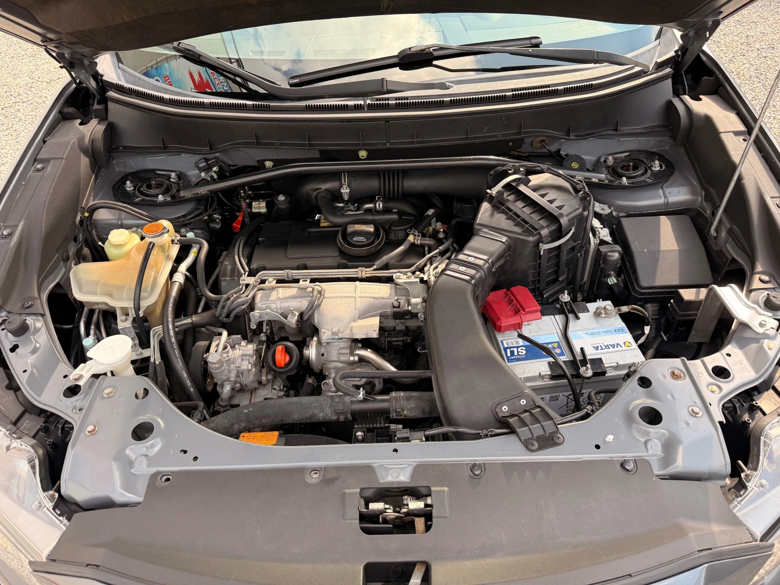 Mitsubishi Outlander 2.0D 140к.с. 4х4 , снимка 11 - Автомобили и джипове - 54794357