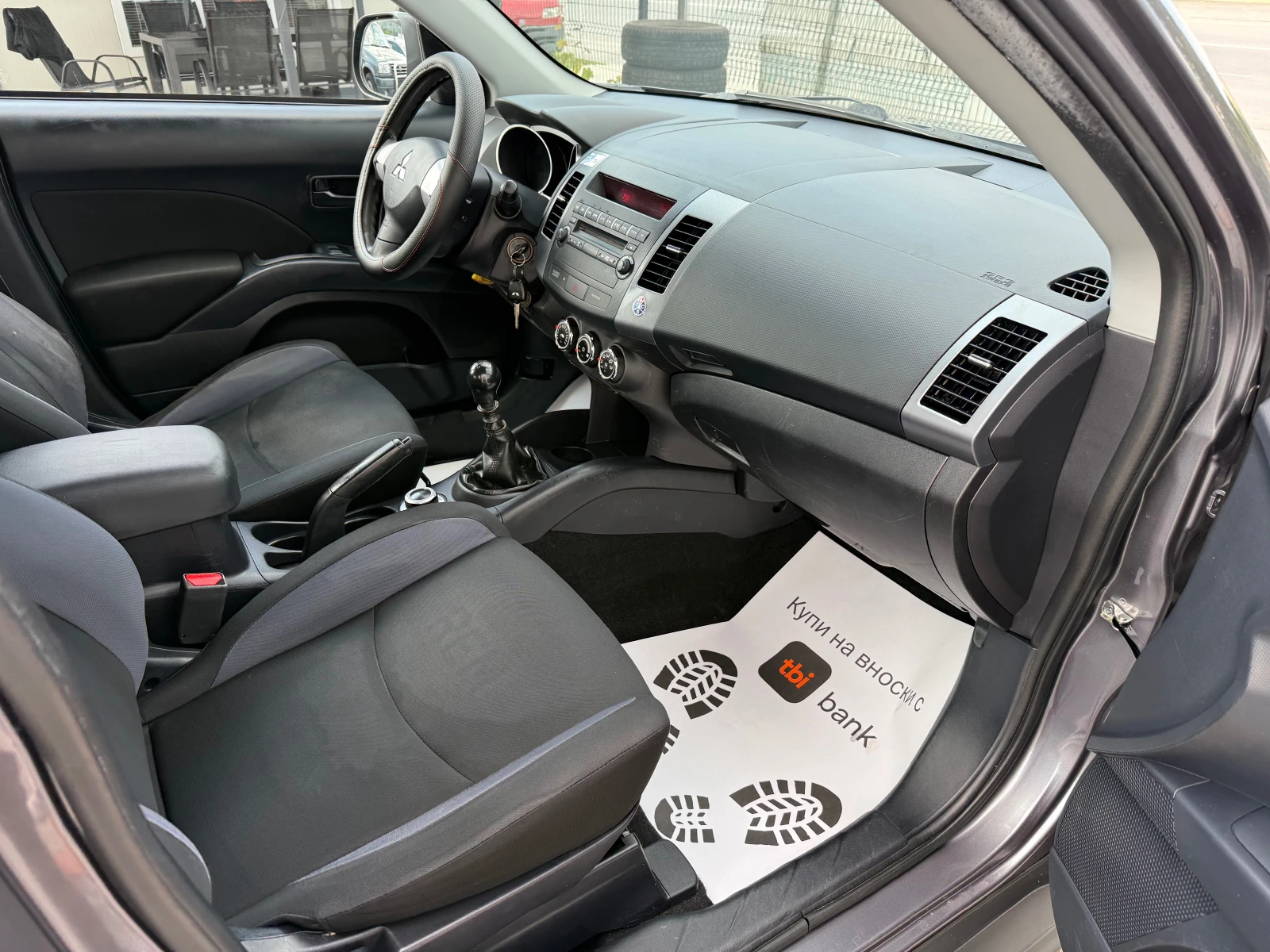 Mitsubishi Outlander 2.0D 140к.с. 4х4 , снимка 7 - Автомобили и джипове - 54794357