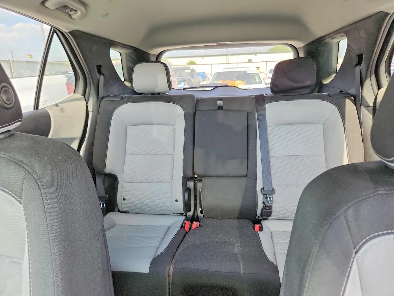 Chevrolet Equinox 1.5l Ls, снимка 10 - Автомобили и джипове - 56075739