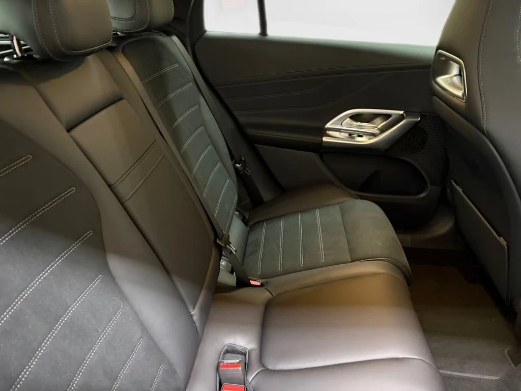 Mercedes-Benz GLC 400 EQ AMG 4-MATIC PANORAMA SUPERSCREEN 360-CAMERA, снимка 14 - Автомобили и джипове - 56201415