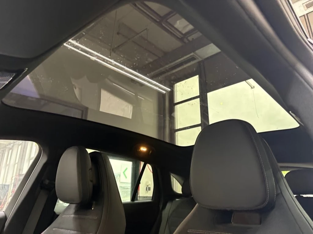 Mercedes-Benz GLC 400 EQ AMG 4-MATIC PANORAMA SUPERSCREEN 360-CAMERA, снимка 12 - Автомобили и джипове - 56201415