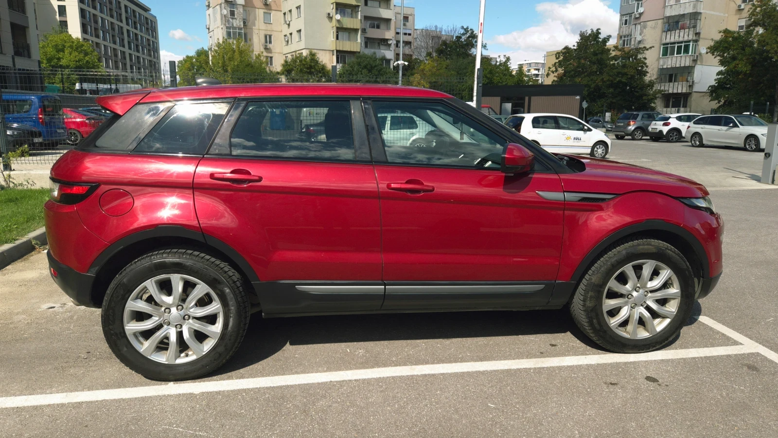 Land Rover Range Rover Evoque, снимка 3 - Автомобили и джипове - 56247165